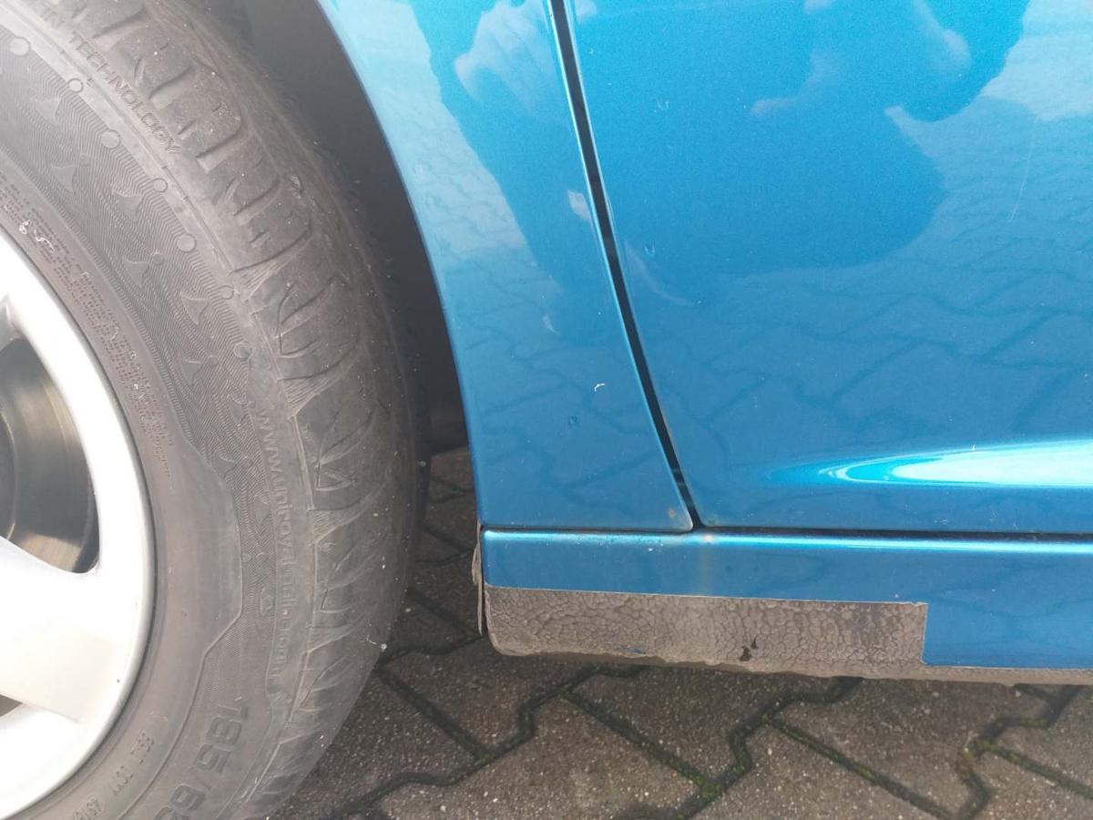 Peugeot 207 original Kotflügel vorn links KMU Blaumetallic Bj.2008